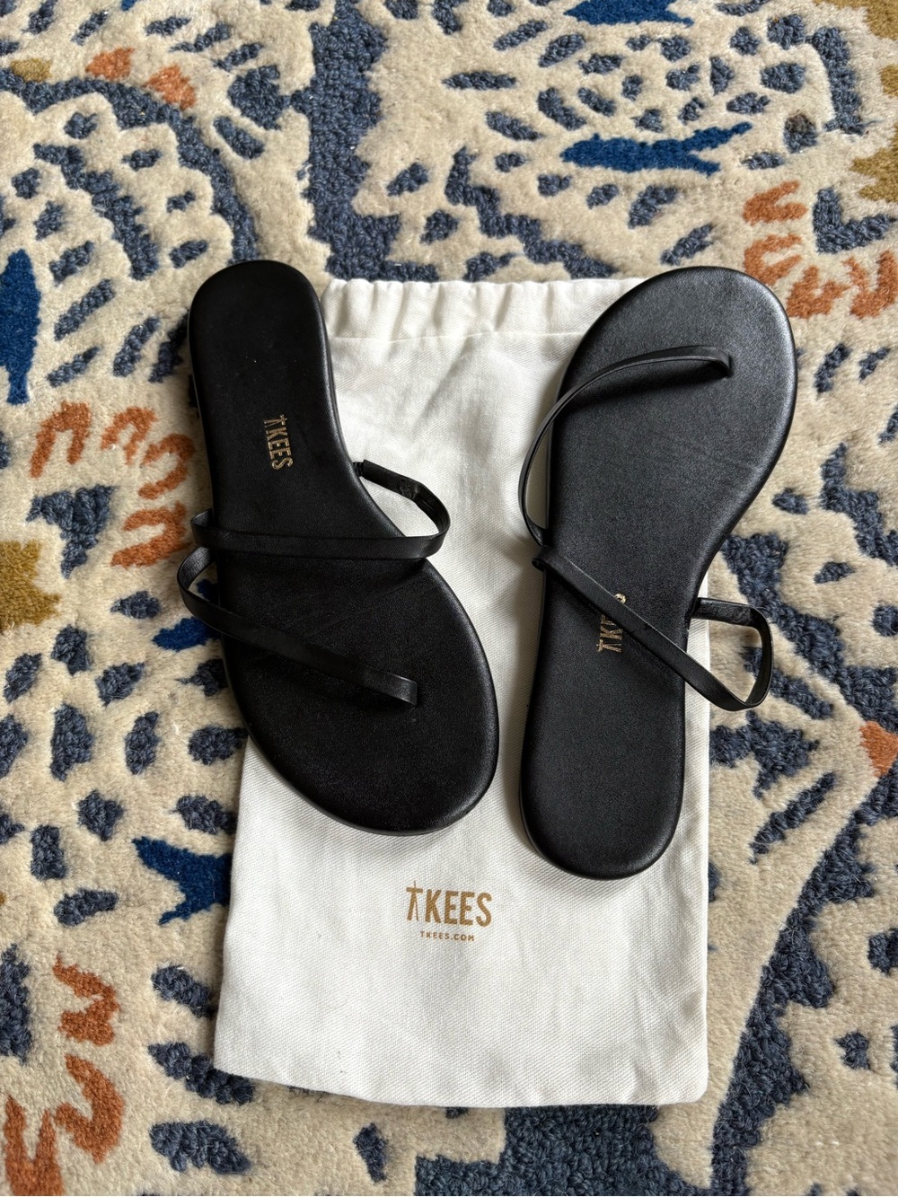TKEES Sarit Sandal in Black - Picture 5 of 16